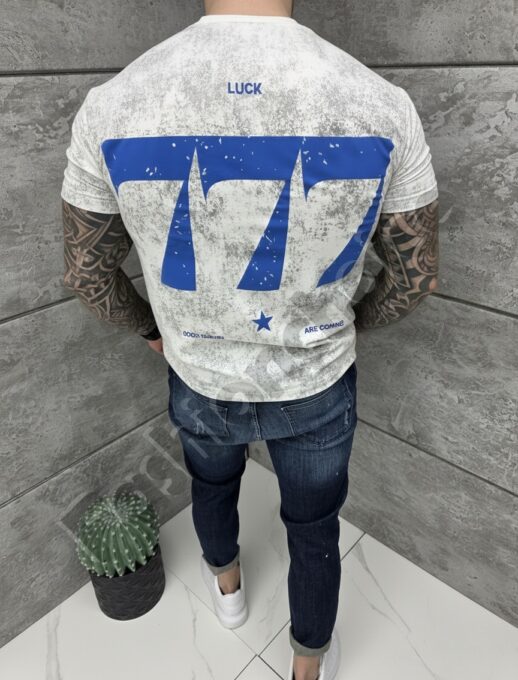 T-shirt LUCK με τύπωμα στην πλάτη-λευκό-κωδ 25171-2