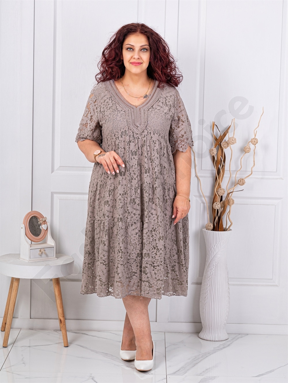 Plus size φόρεμα από δαντέλα-μόκα-κωδ 4870-1