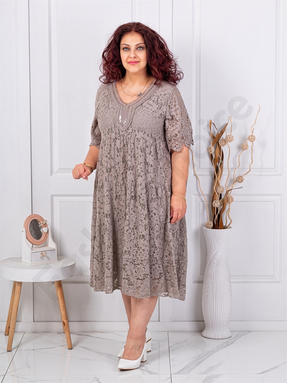 Plus size φόρεμα από δαντέλα-μόκα-κωδ 4870-1
