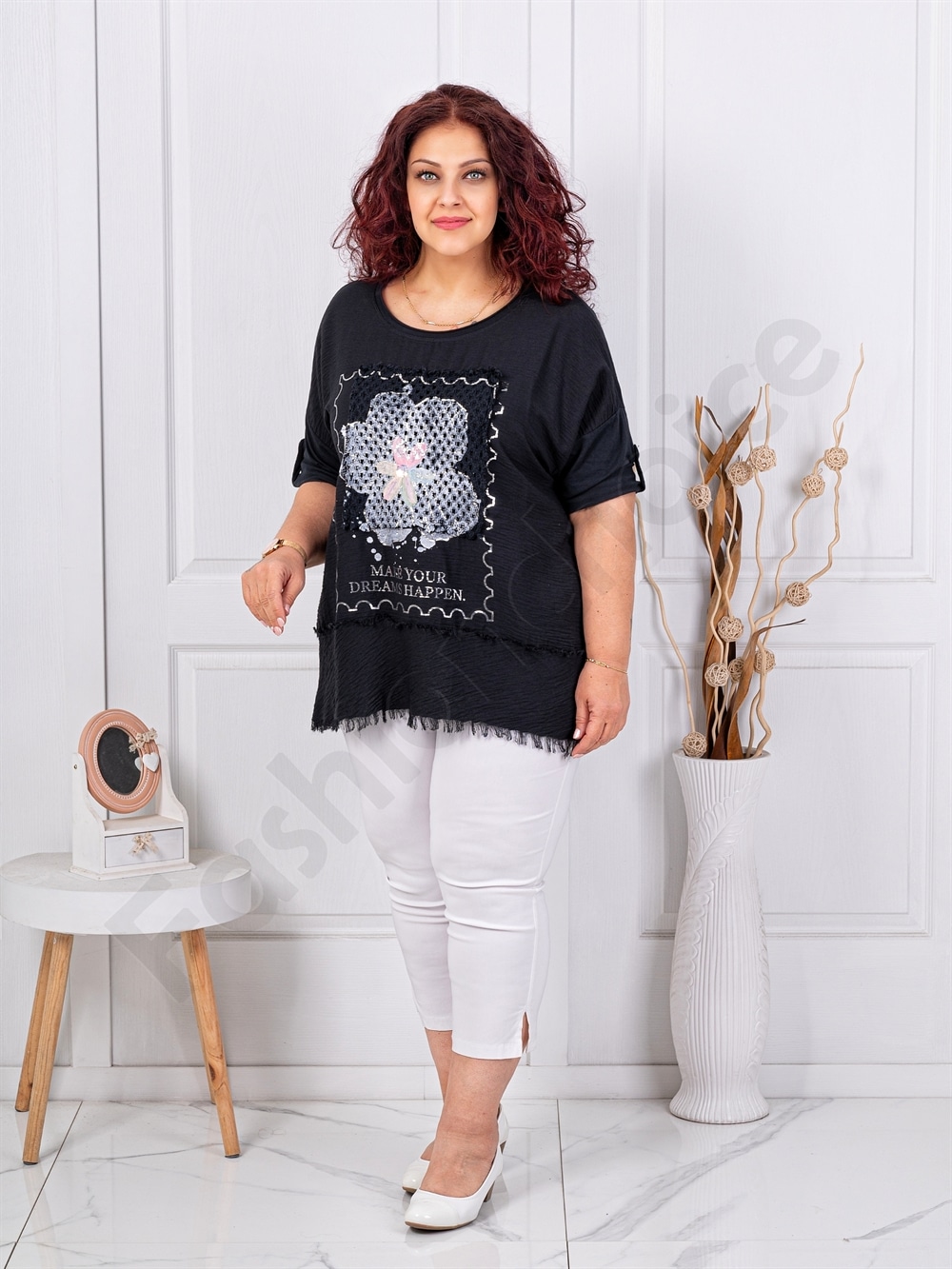 Plus size μπλούζα με απλικέ-μαύρο-κωδ 3995