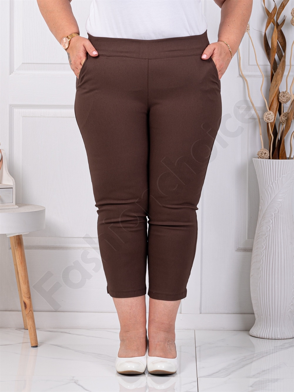 Plus size παντελόνι κάπρι-καφέ-κωδ 24238-20