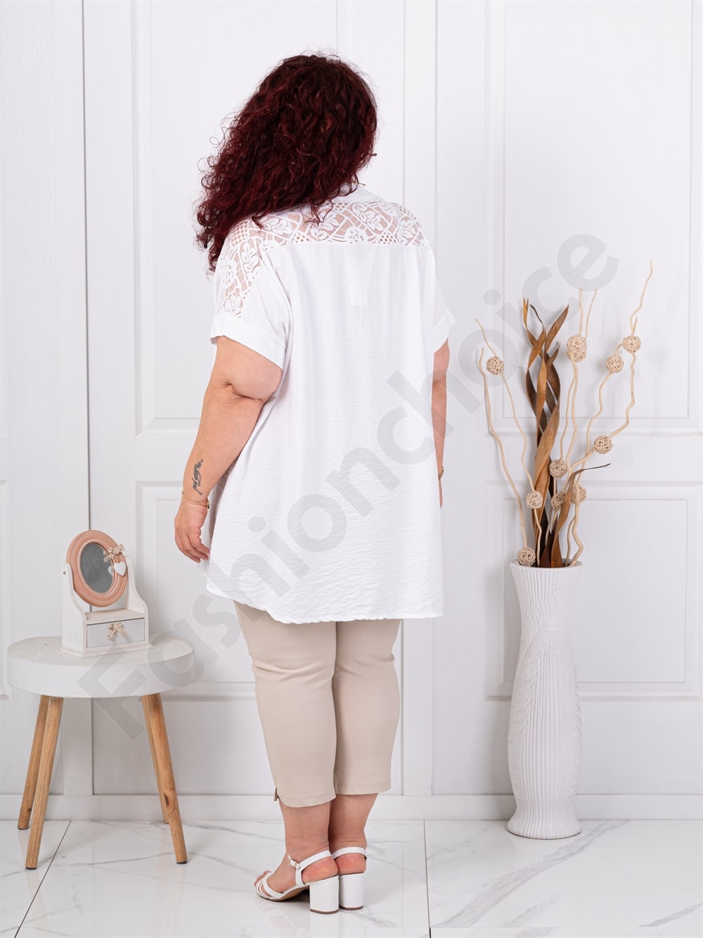 Plus size τουνίκ με δαντέλα στους ώμους-λευκό-κωδ 24379-3
