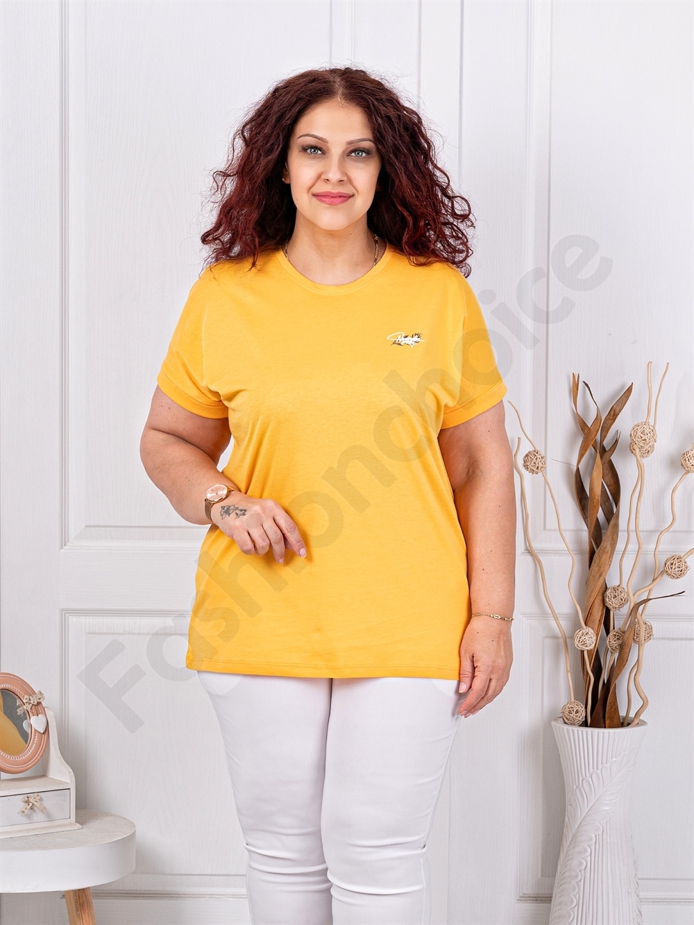Plus size κοντομάνικη μπλούζα με διακριτικό τύπωμα-μουσταρδί-κωδ 6965-6