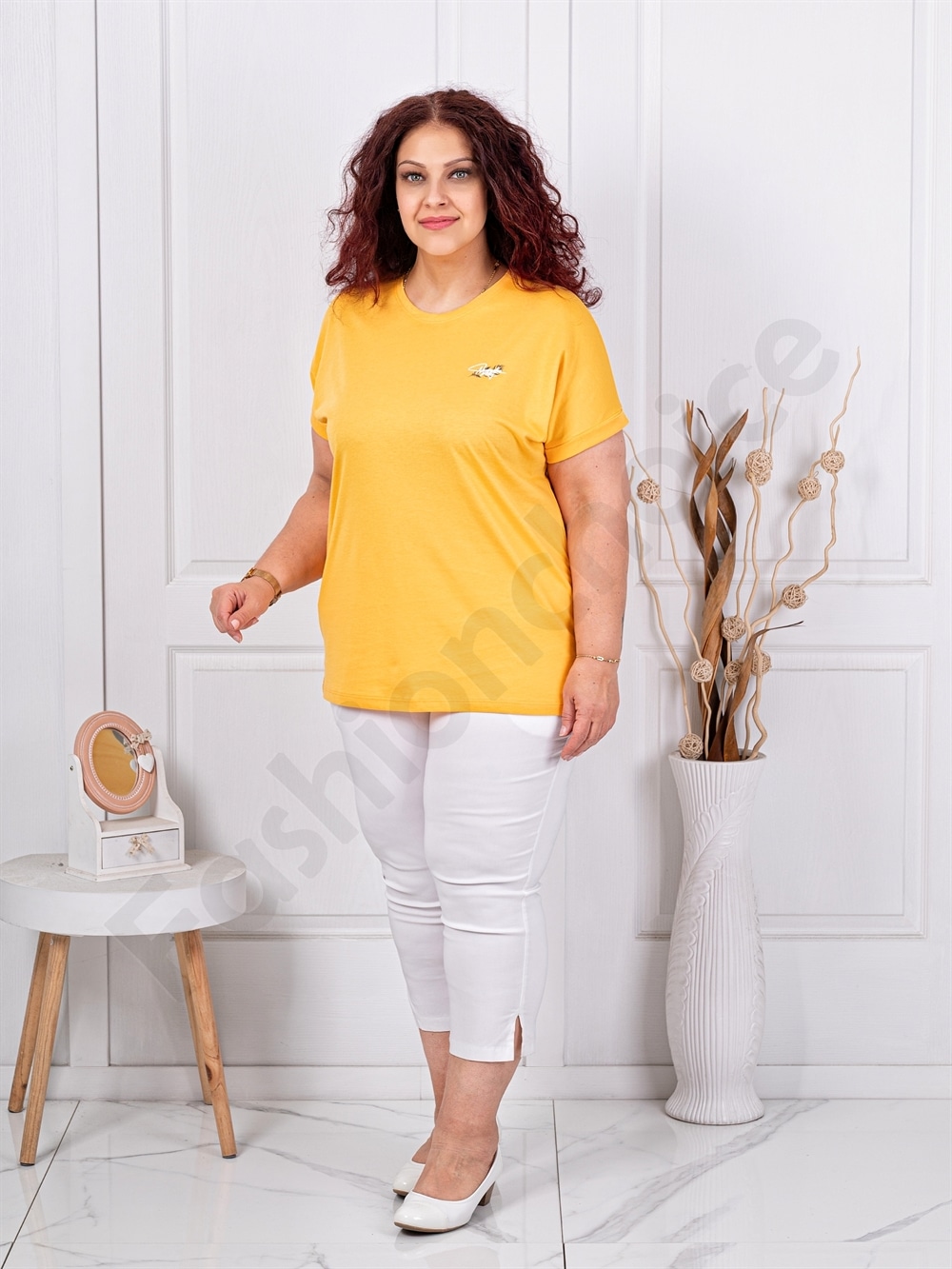 Plus size κοντομάνικη μπλούζα με διακριτικό τύπωμα-μουσταρδί-κωδ 6965-6