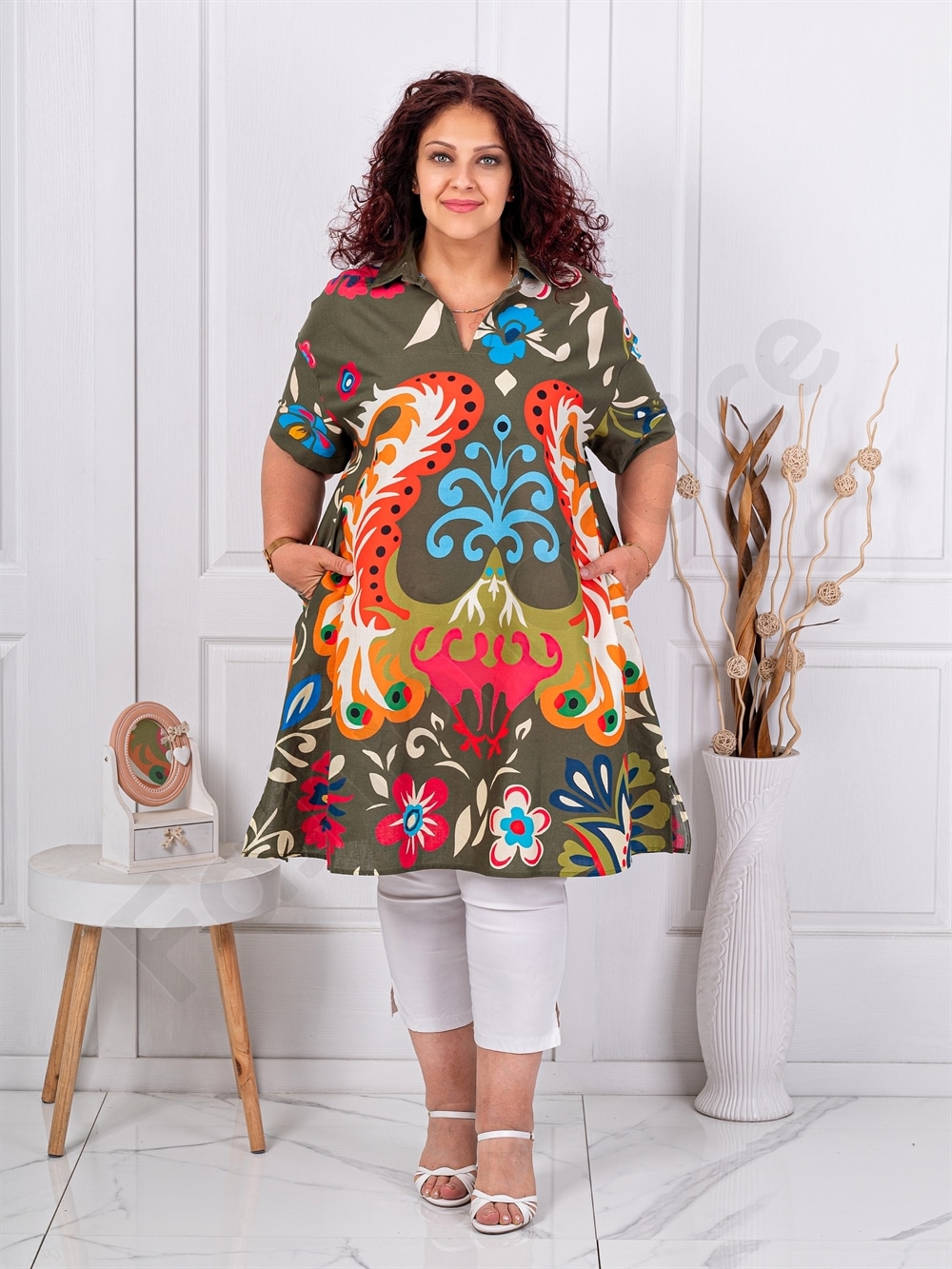 Plus size τουνίκ σε γραμμή Α με πολύχρωμο σχέδιο-χακί-κωδ 51539
