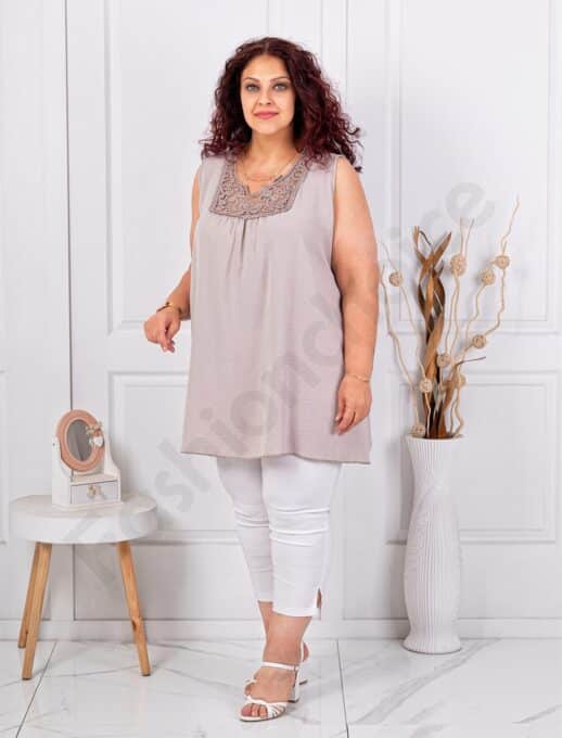 Plus size αμάνικη μπλούζα με δαντέλα στο ντεκολτέ-μόκα-κωδ 2194-7