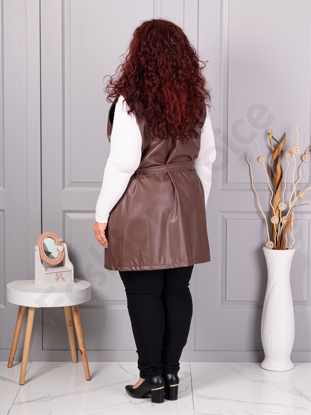 Plus size γιλέκο με όψη δέρματος-μόκα-κωδ 52592-6
