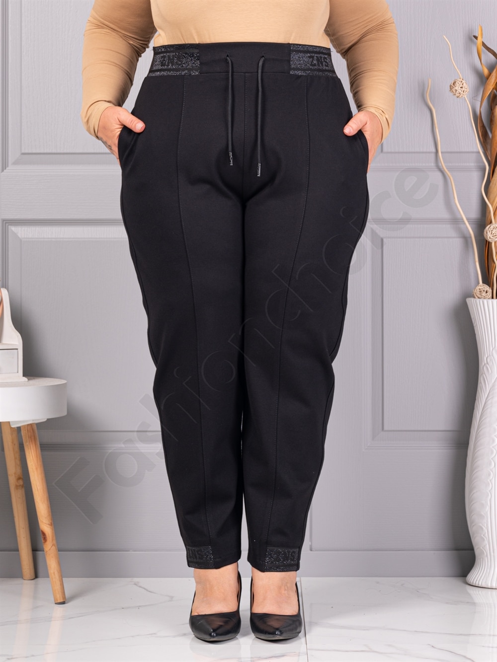 Plus size παντελόνι με διακριτικά στρας-κωδ 7330