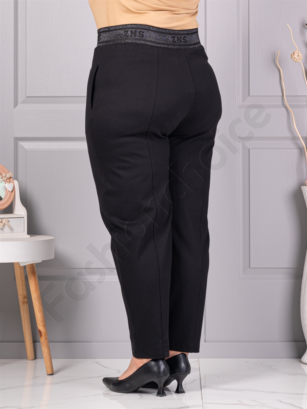 Plus size παντελόνι με διακριτικά στρας-κωδ 7330