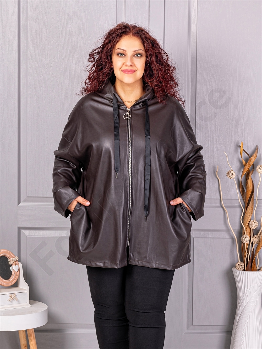 Plus size τζάκετ σε όψη δερματίνης-καφέ-κωδ 53248-1