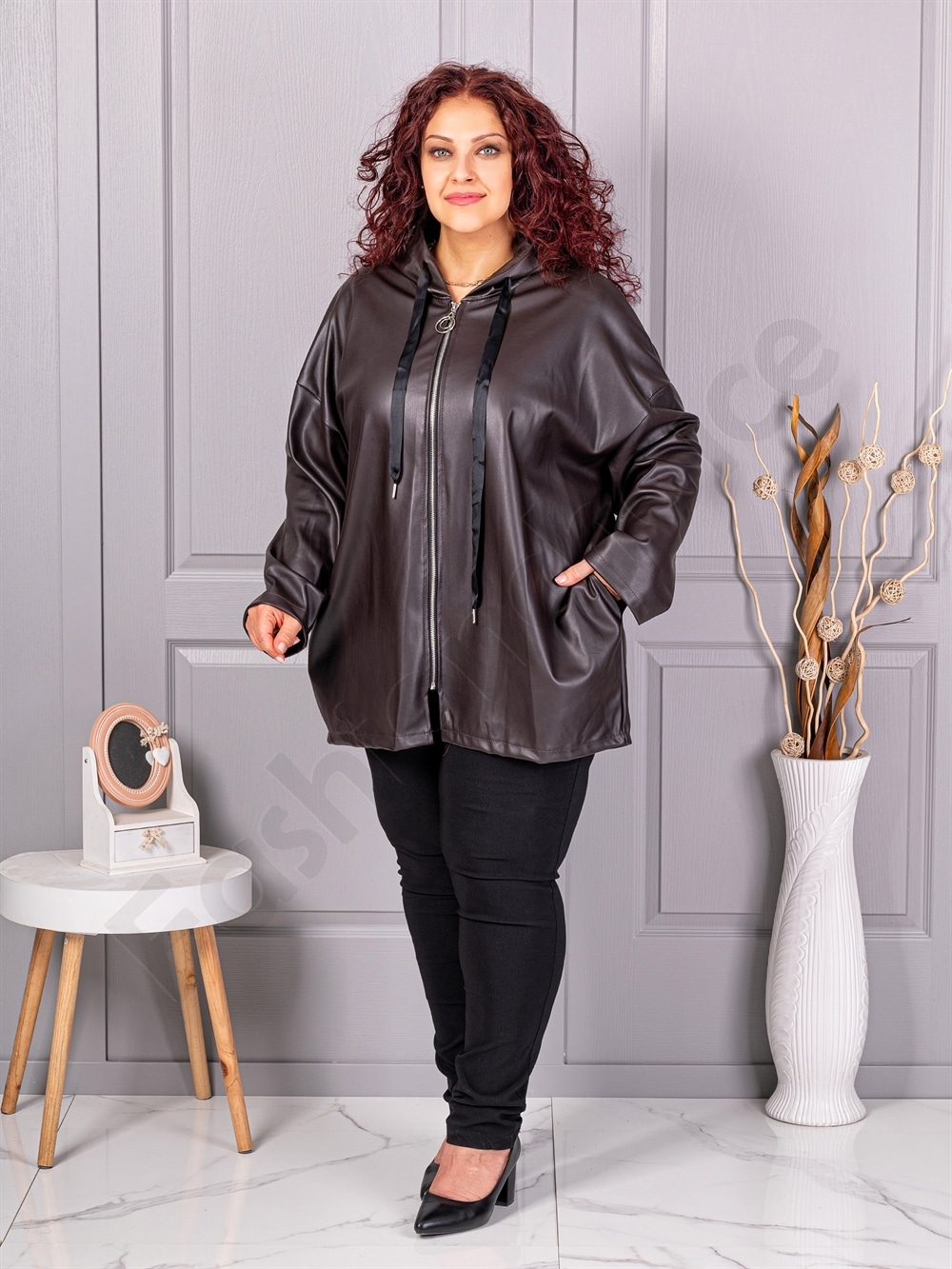 Plus size τζάκετ σε όψη δερματίνης-καφέ-κωδ 53248-1
