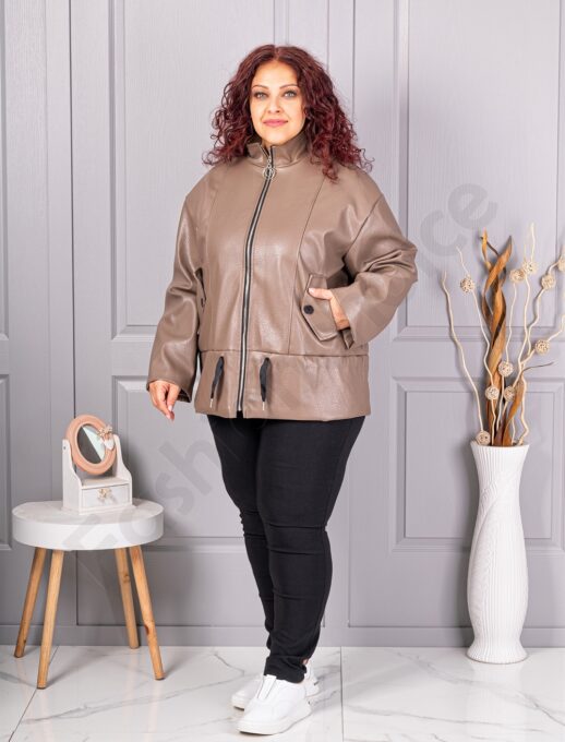 Plus size μπουφάν σε όψη δερματίνης με ψηλό γιακά-μόκα-κωδ 53282-2