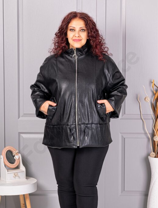 Plus size μπουφάν σε όψη δερματίνης με ψηλό γιακά-μαύρο-κωδ 53282