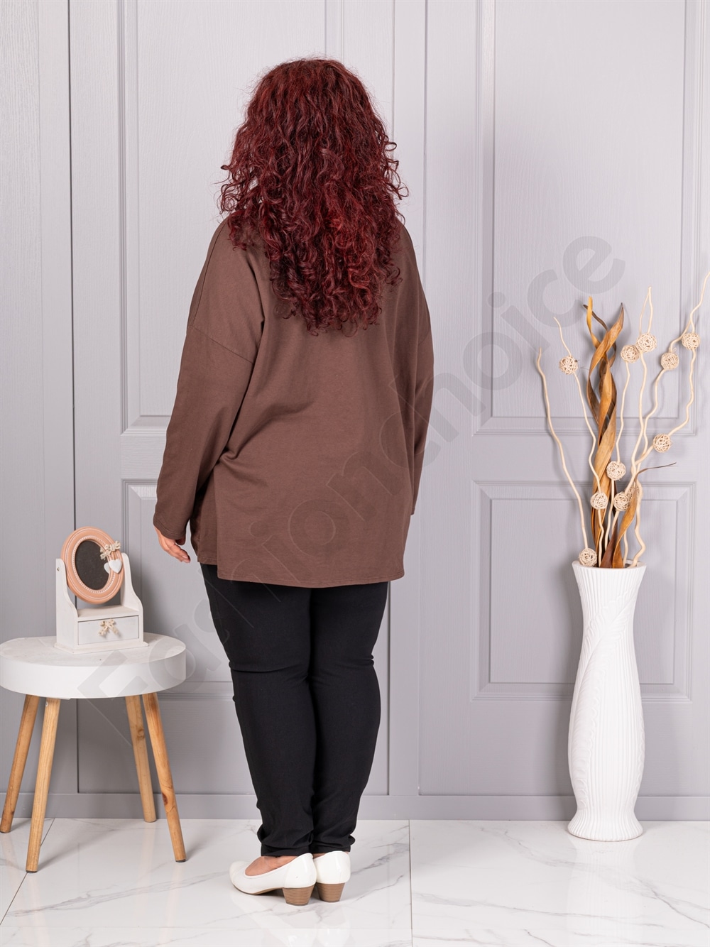 Plus size μπλούζα με τσέπη-καφέ-κωδ 99989-5