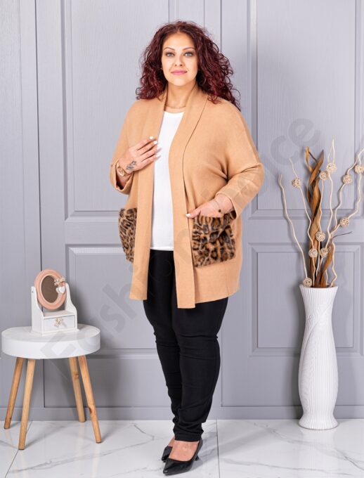 Plus size ζακέτα με χνουδωτές λεοπάρ τσέπες-καμηλό-κωδ 2079-2