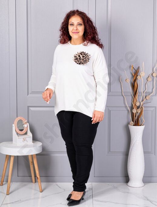 Plus size πλεκτή μπλούζα με καρφίτσα λουλούδι-λευκό-κωδ 2209-3