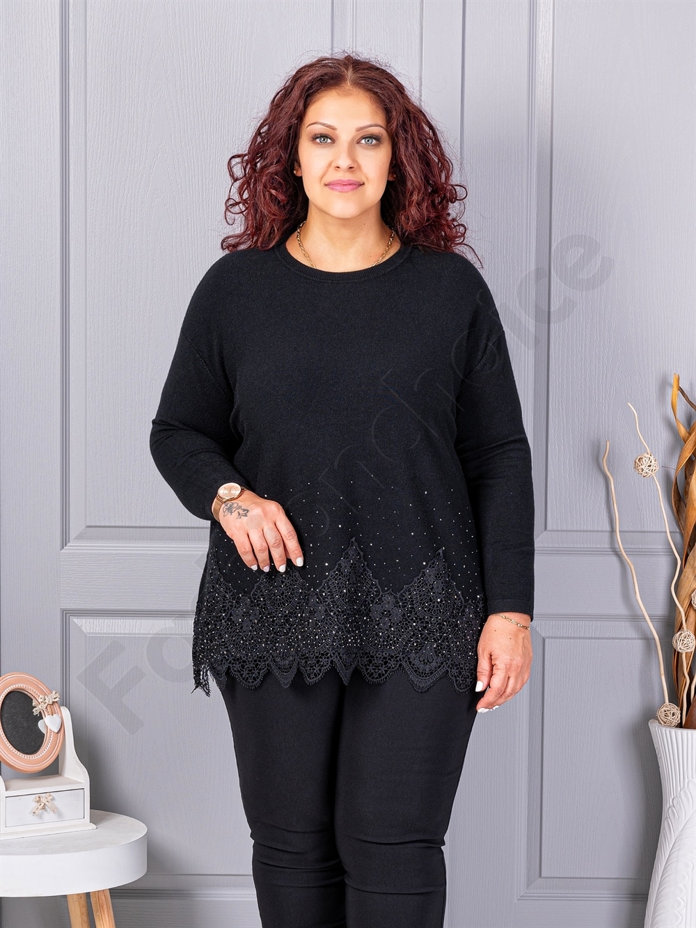 Plus size πλεκτή μπλούζα με δαντέλα και στρας-μαύρο-κωδ 6900