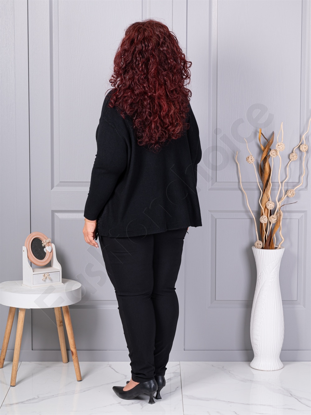 Plus size πλεκτή μπλούζα με δαντέλα και στρας-μαύρο-κωδ 6900