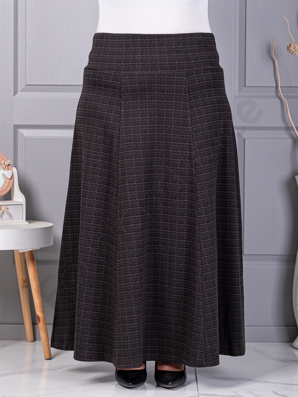 Plus size κλος φούστα με καρό μοτίβο-καφέ-κωδ 26369