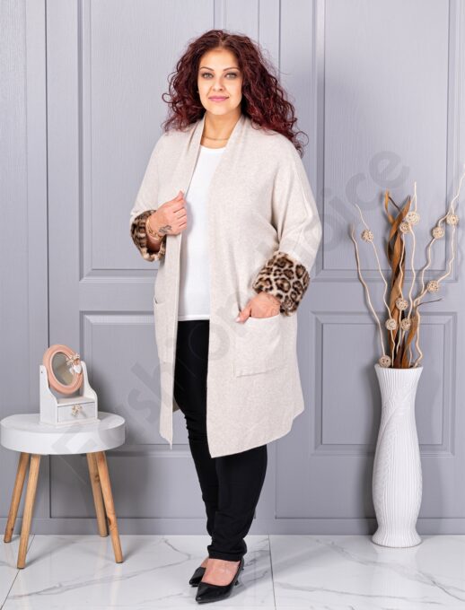 Plus size ζακέτα με χνουδωτές λεοπάρ μανσέτες-εκρού-κωδ 5069-3