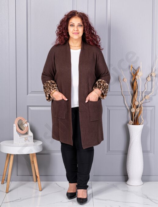 Plus size ζακέτα με χνουδωτές λεοπάρ μανσέτες-καφέ-κωδ 5069-2
