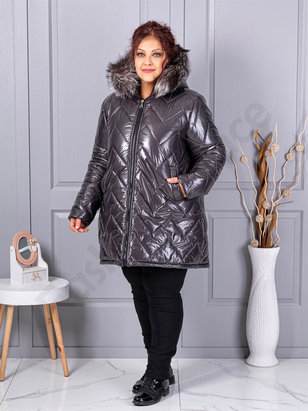 Plus size γυαλιστερό μπουφάν με φυσική γούνα-γραφίτη-κωδ 26059-1