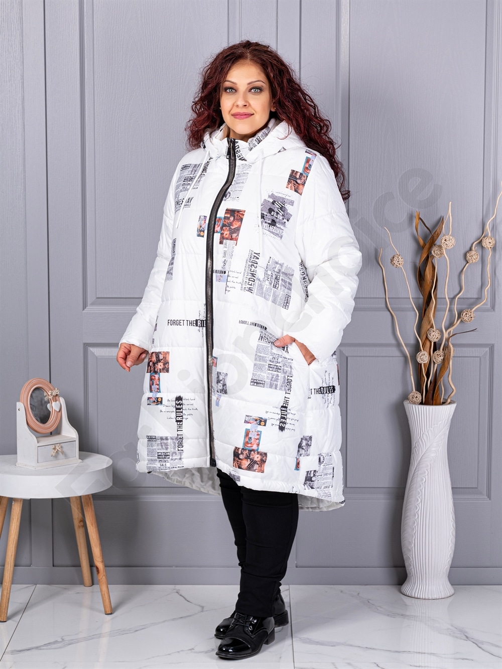 Plus size μακρύ χειμερινό μπουφάν με σχέδιο-λευκό-71303-1