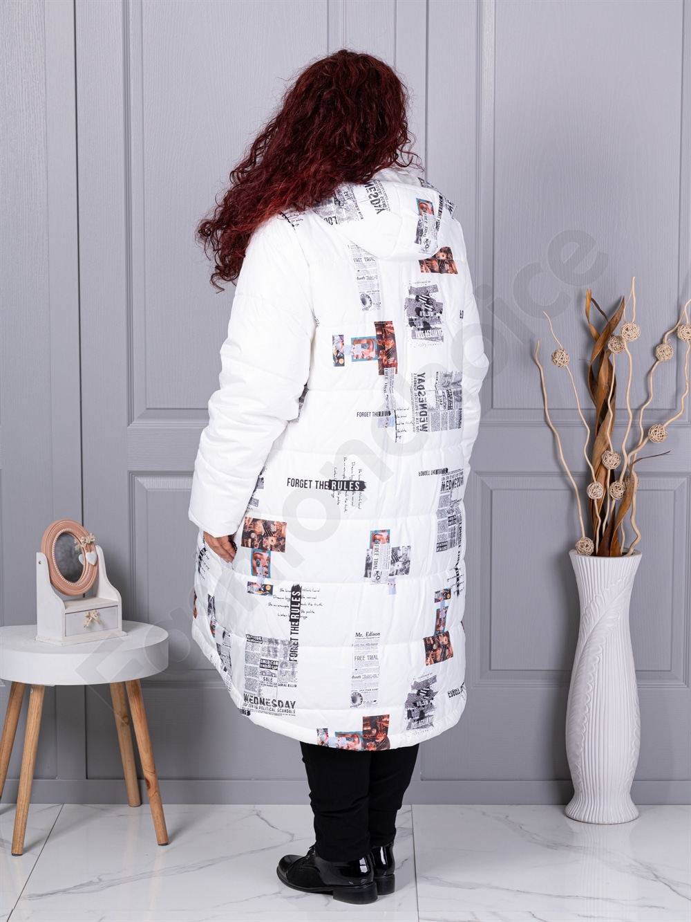 Plus size μακρύ χειμερινό μπουφάν με σχέδιο-λευκό-71303-1