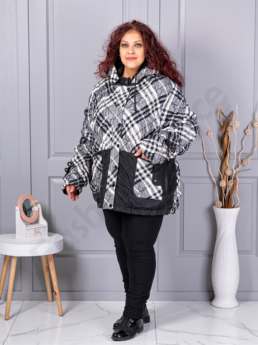 Plus size χειμερινό μπουφάν με καρό μοτίβο-κωδ 63253