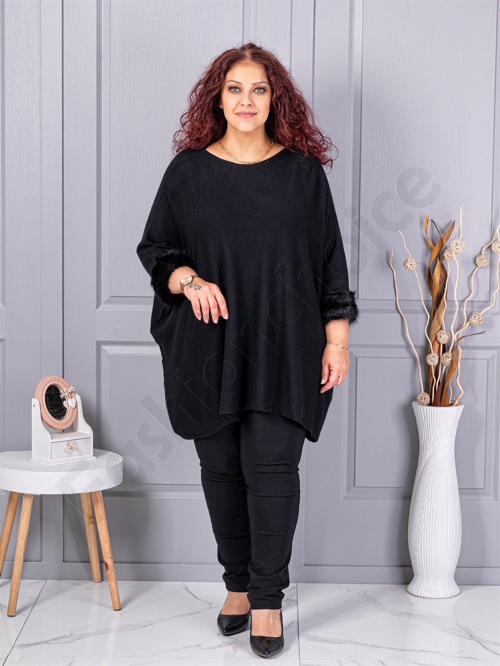 Plus size πλεκτή τουνίκ με χνουδωτές μανσέτες-μαύρο-κωδ 252