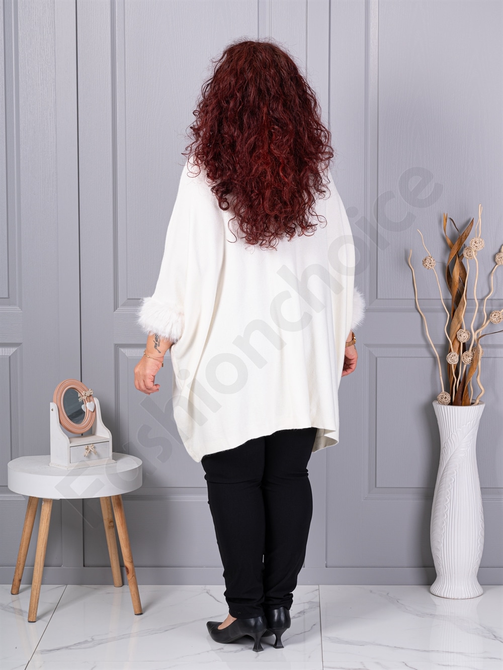 Plus size πλεκτή τουνίκ με χνουδωτές μανσέτες-λευκό-κωδ 252-4